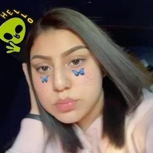 Meet your Posher, Rebeca